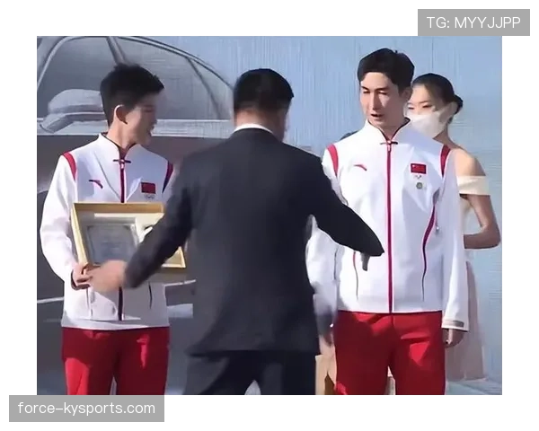 武大靖买了啥豪车?看着像随手扔了几百万,普通人想象不到他家冰箱里都啥牌子! 武大靖买了啥豪车?看着像随手扔了几百万,普通人想象不到他家冰箱里都啥牌子!